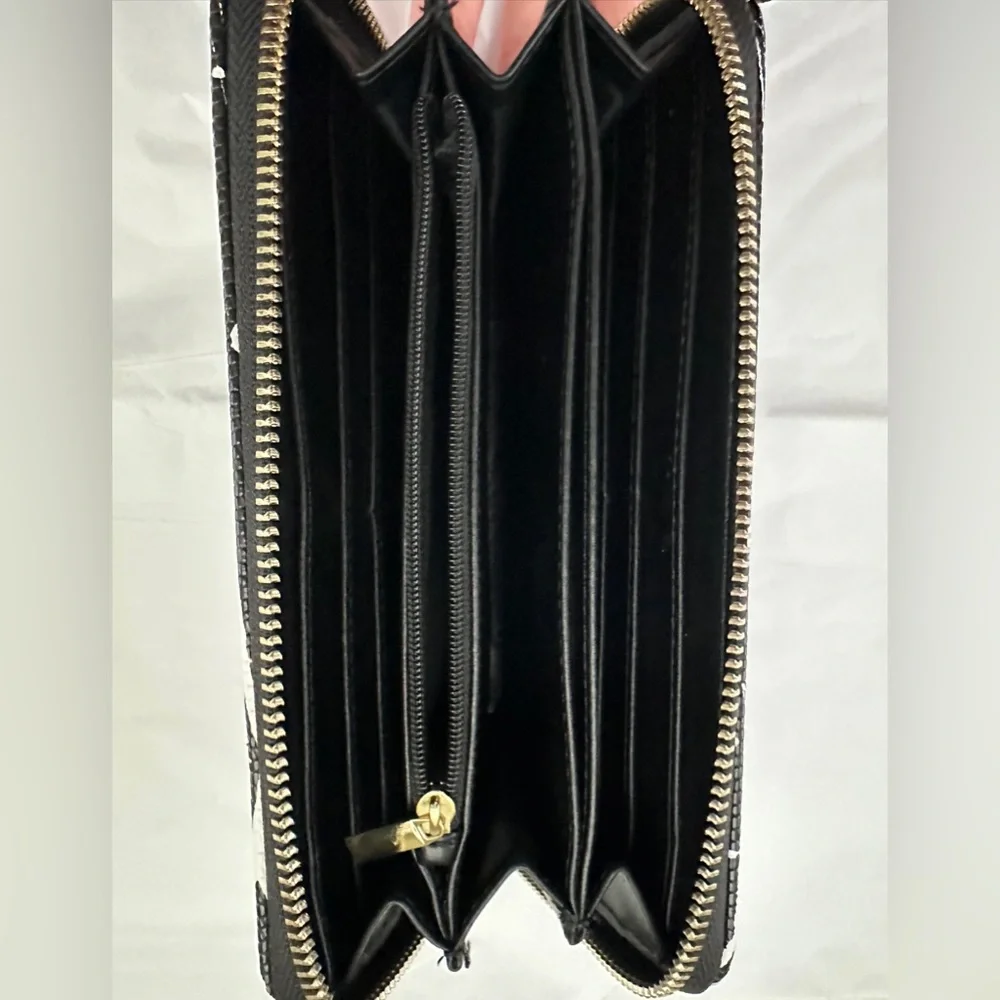 Zip Around Wallet Clutch Wristlet